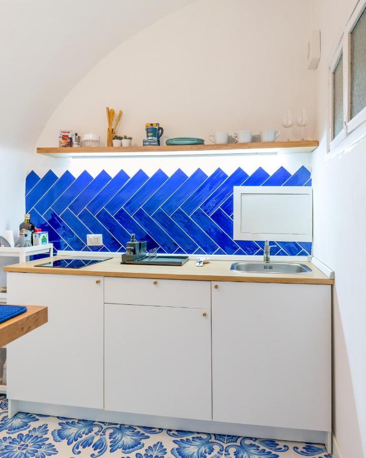 Pausea Suite Napels Buitenkant foto